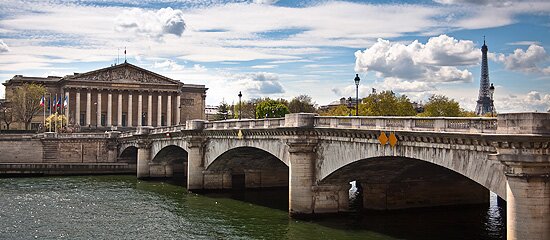 Commission permanente : réunion à Paris