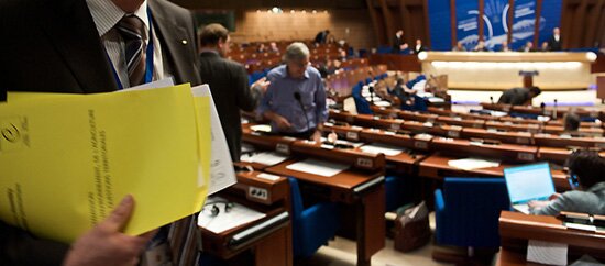 Session d'hiver 2014 : le fonctionnement des institutions démocratiques en Ukraine